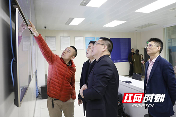 与网络时代媒体融合同步共振 59白菜专区论坛主页探寻红网县级融媒体建设路径 111111.jpg